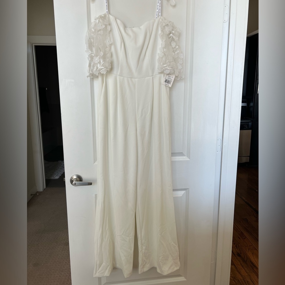 David’s Bridal Floral Puff Sleeve Jumpsuit Size 8